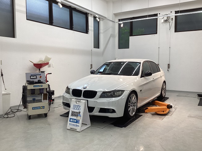 BMW E90 335i 整備 TEREXS エンジン内部洗浄 オイル交換