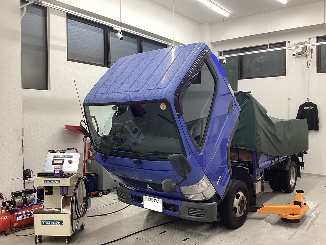 MITSUBISHI 三菱ふそう FUSO キャンター FBA20 ブルーテック TEREXS エンジン内部洗浄 オイル交換 チェックランプ点灯 DPF 黒煙 エンジン不調