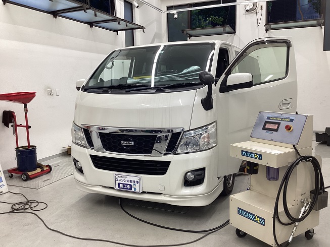 NISSAN 日産 NV350 キャラバン E26 YD25 TEREXS エンジン内部洗浄 オイル交換