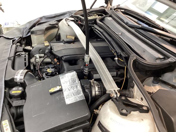 BMW E46 エンジン内部やAT内部の汚れを綺麗にする方法とは？ オイルやATFの交換だけでは汚れはしっかり除去できません。TEREXS ティレックスエンジン＆AT内部洗浄でウルトラリフレッシュが可能に！