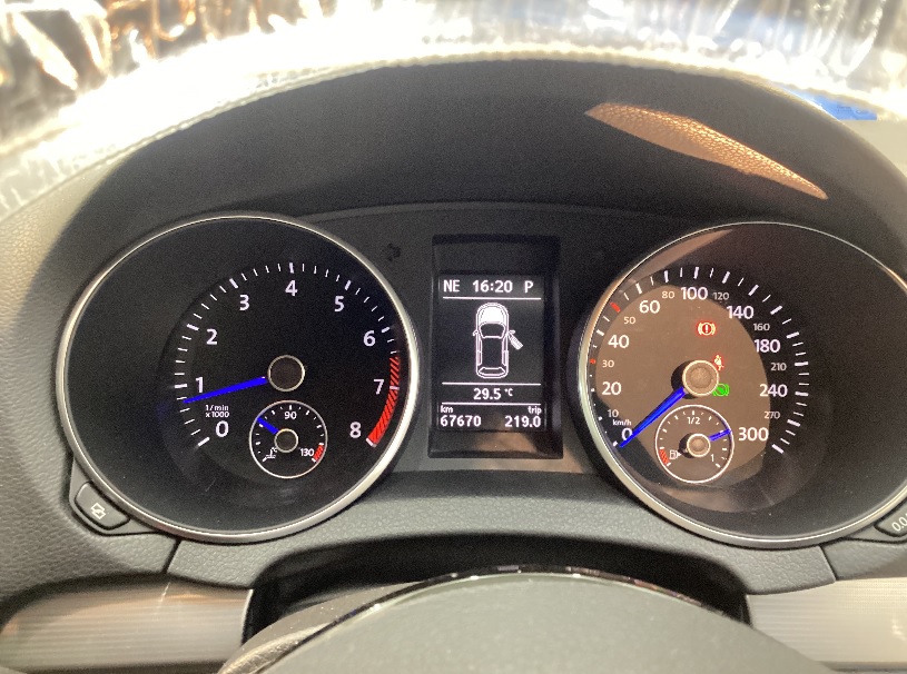 ゴルフⅥ GTI-R 欧州コンパクト ハイパワーエンジンのエンジンフラッシングって？ 中古でフォルクスワーゲンゴルフを購入したら、まずTEREXSエンジン内部洗浄でエンジン内部を徹底洗浄してみて！ 驚きのパフォーマンスに蘇ります。