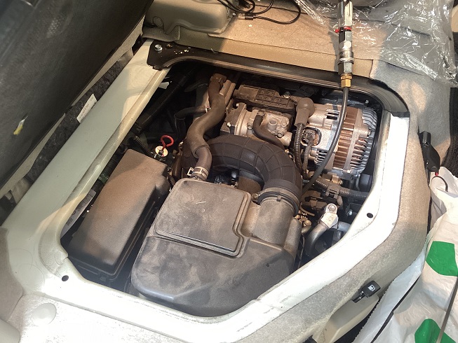 エブリイ ワゴン DA64W 多走行のエブリイのエンジン内部洗浄って？エンジンを酷使する軽ターボ。エンジン内部にはスラッジが溜まりやすい！定期的なエンジン内部洗浄で常にエンジンコンディションGOOD。