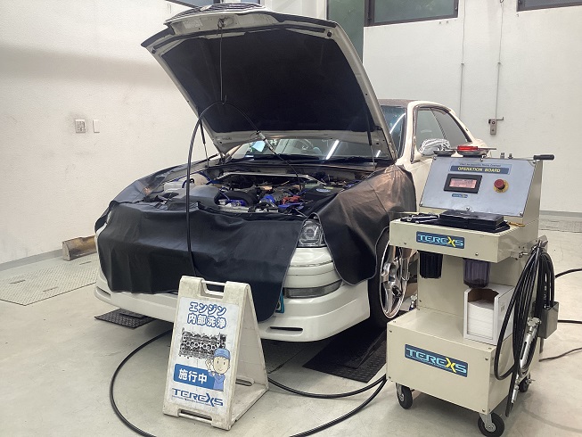 マークⅡ JZX100 1JZ-GTE 直6DOHCターボ 200,000㎞超えだけどエンジン内部洗浄って？ 経年多走行のハイパワー車両はエンジン内部スラッジをシッカリ除去して内部をリセットすれば更なるパフォーマンスを復活！