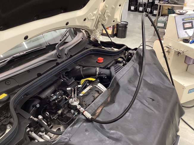 BMW MINI クーパーSD F55 欧州ディーゼル車にエンジン内部洗浄って？ 効果抜群です！ エンジンうるさいし振動が気持ち悪い!! そう感じたら先ずはエンジンに優しいTEREXSをお試しください宇！静粛性と走行性能が蘇ります！