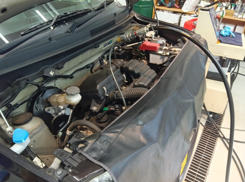 スズキ アルト HA36S  ８万キロのアルトにエンジンフラッシングって大丈夫？ TEREXSのオイルベース洗浄剤での洗浄ならエンジンに優しいです。軽自動車のエンジンが超気持ち良くなります！
