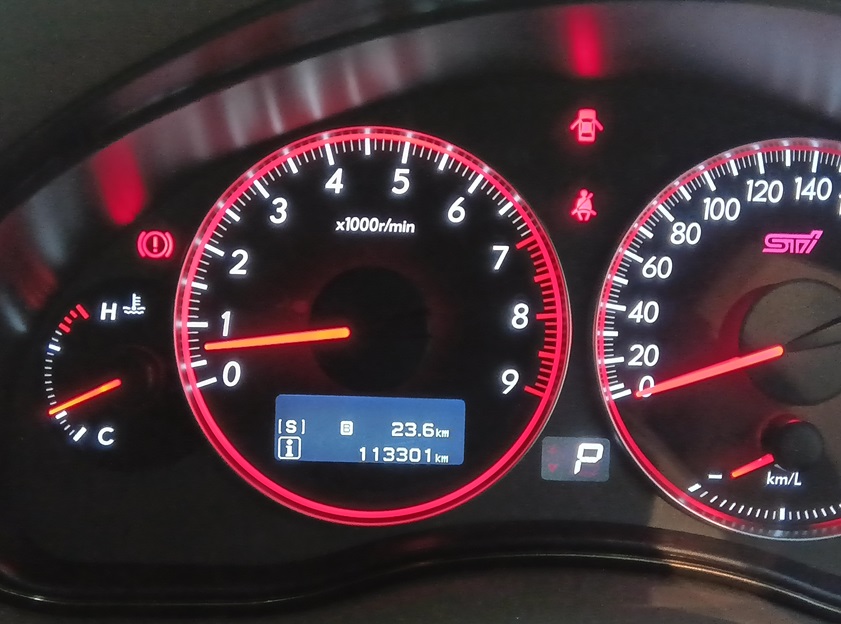 スバル レガシィ EJ20ターボ 水平対向エンジンやATも内部洗浄できるの？ 水平対向エンジンの内部洗浄やAT内部洗浄もセレストケアなら可能です！ レガシィらしい走行性能を甦らせる！
