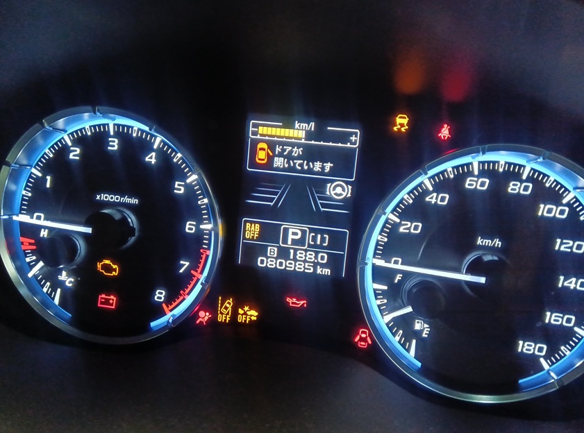 スバル レヴォーグ 過走行車の内部洗浄って？ 本来のパフォーマンスを引き出すにはエンジン内部のスラッジを徹底除去してください！ エンジンが超快適になります。