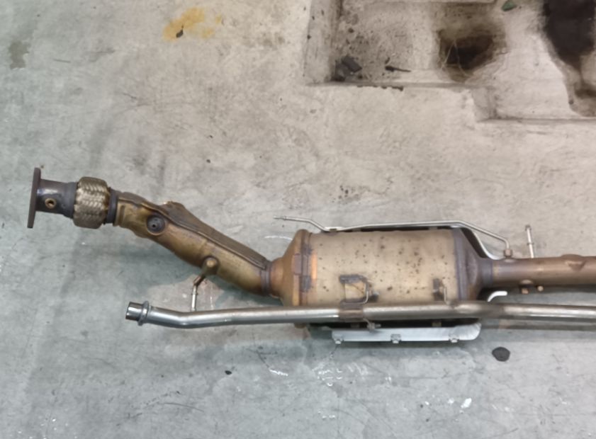 レンジローバー イヴォーク (ジャガー Eペイス) DPF ディーゼルパティキュレートフィルタ―の詰まり