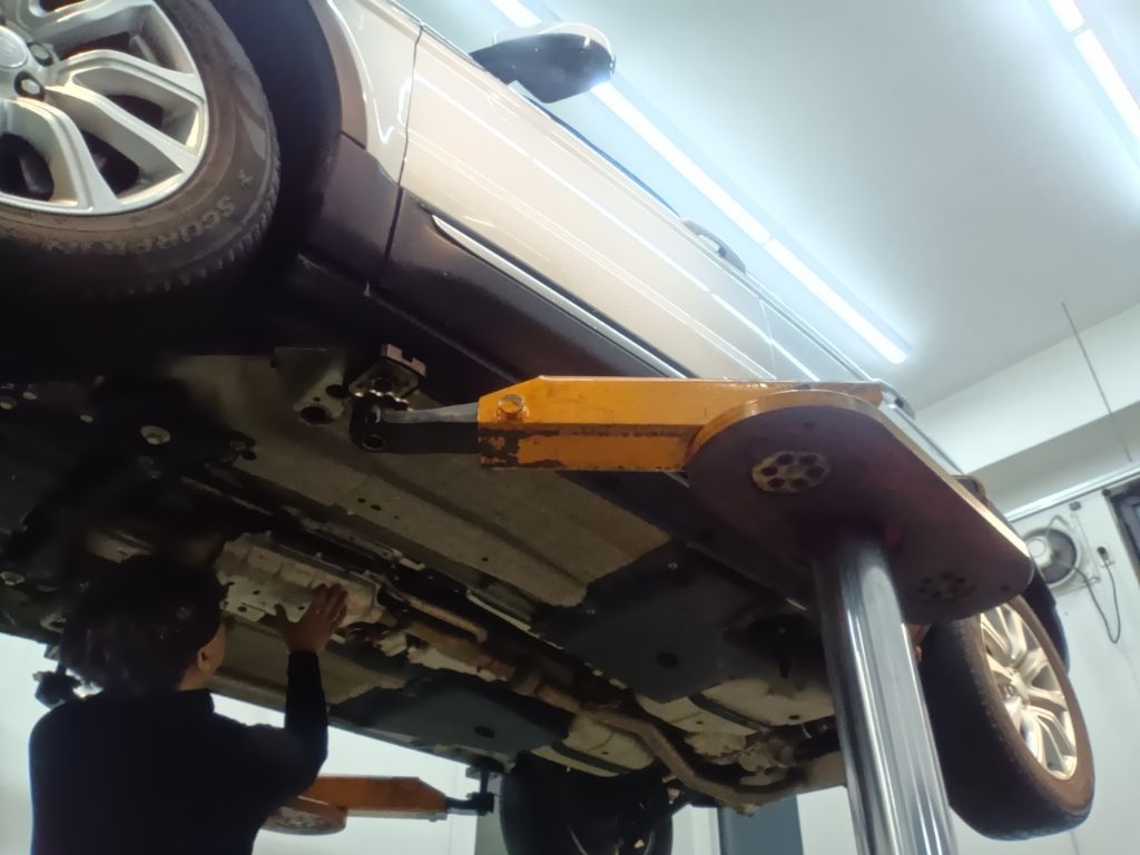 レンジローバー イヴォーク (ジャガー Eペイス) DPF ディーゼルパティキュレートフィルタ―の詰まり