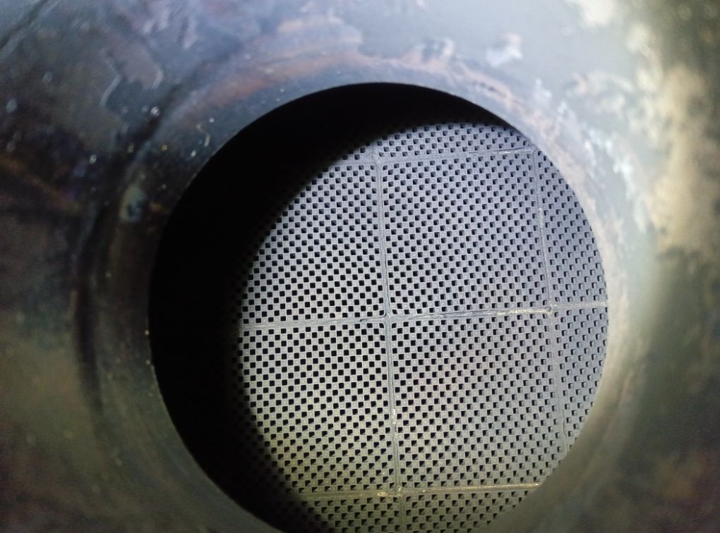 メルセデス ベンツ V220d DPF (ディーゼルパティキュレートフィルタ―)洗浄