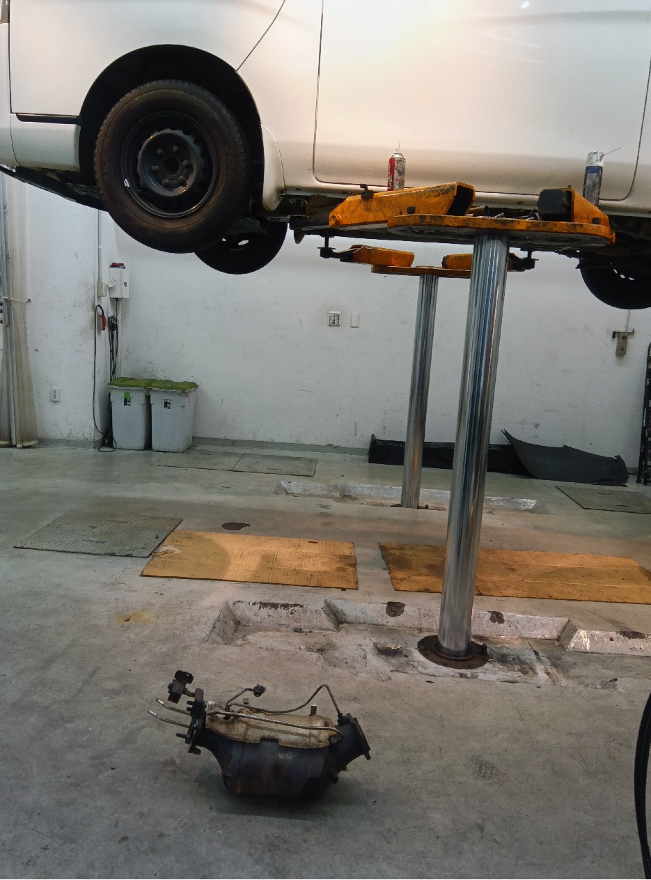 キャラバン DPF詰まり 洗浄・クリーニング 国産バン・乗用車 55,000円(税金)～